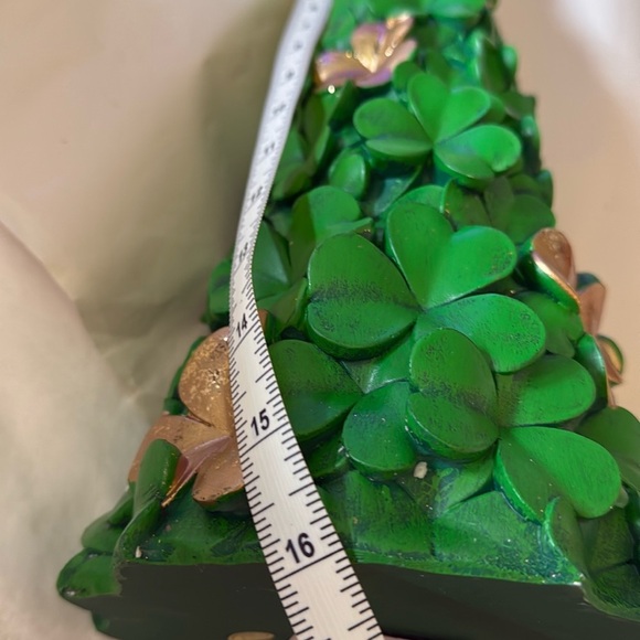 St. Patrick’s Day four leaf clover tree decor 🍀🍀🍀🍀 - Picture 5 of 7